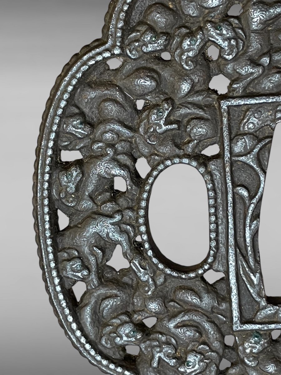 Openwork And Chased Iron Tsuba Modo Natta Decorated With Shishis With Its Certificate. -photo-1