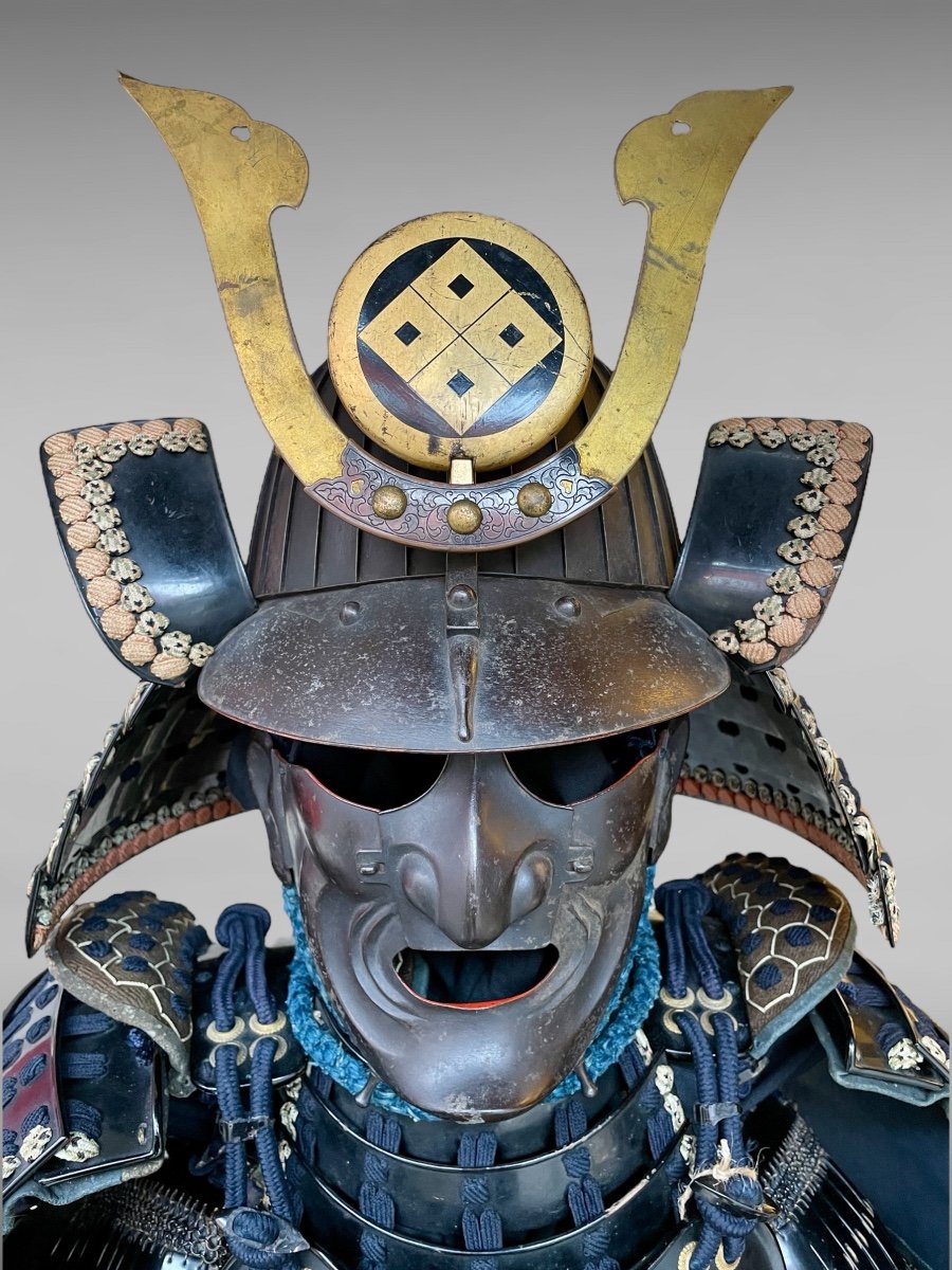 Full Samurai Armor Of The Kyogoku Clan - Edo Period (1603 - 1868).-photo-2