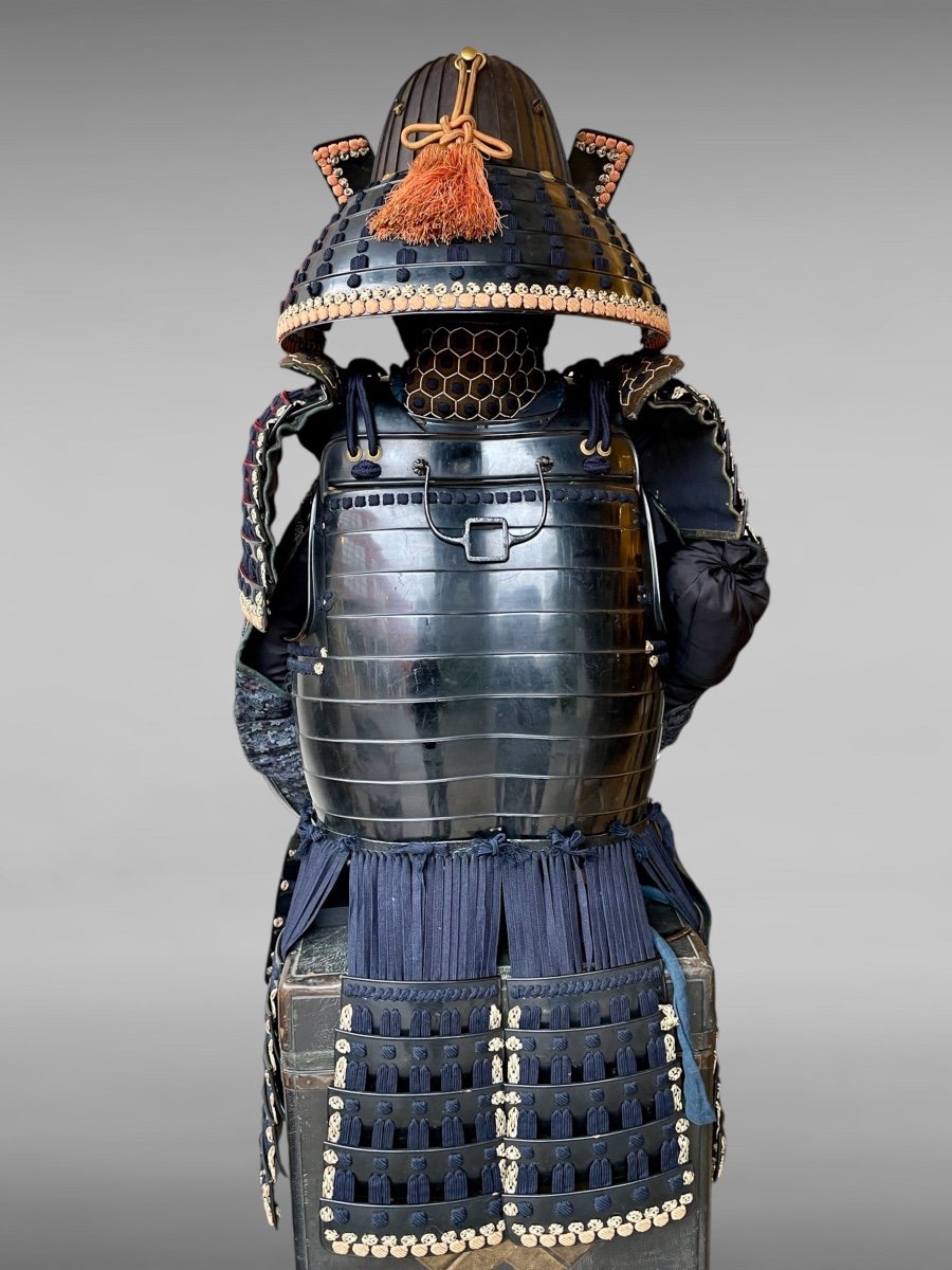 Full Samurai Armor Of The Kyogoku Clan - Edo Period (1603 - 1868).-photo-4