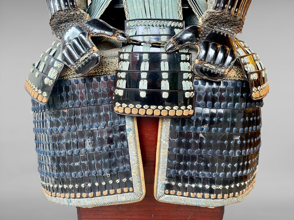 Armure Complète De Samuraï  Du Clan Oda - Période Edo (1603 - 1868).-photo-1