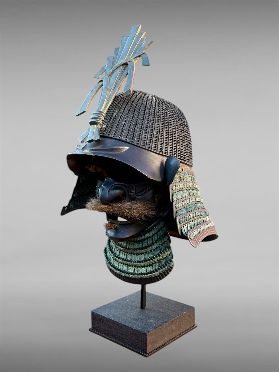 Ensemble Kabuto à 62 Lamelles Rivetées / Mempo De Samuraï - Période Edo (1603 - 1868).