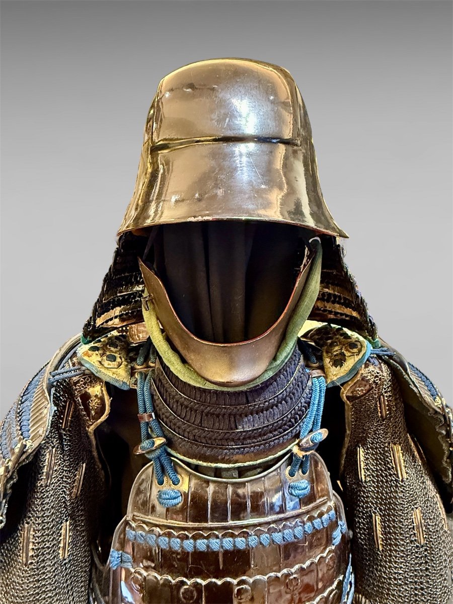 Full Samurai Armor - Edo Period (1603 - 1868).-photo-2