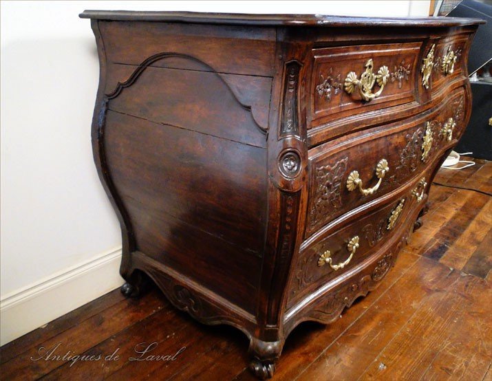 Commode Tomb Bordelaise Carved Walnut Eighteenth Century-photo-3