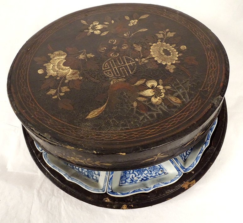 Lacquered Wood Box Porcelain Hors d'Oeuvre Service China Napiii Nineteenth