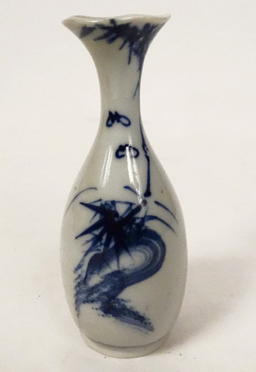 Petit Vase Porcelaine Blanc Bleu Chine Vietnam Chauve-souris XVIIIè Siècle