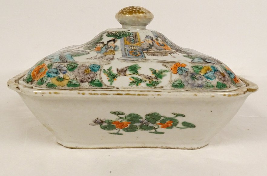 Covered Terrine Porcelain China Famille Verte Characters Landscapes 18th Century