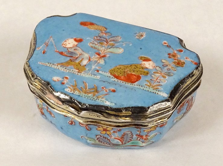 Small Saint-cloud Porcelain Box Kakiémon Silver Asian Decor XVIIIth