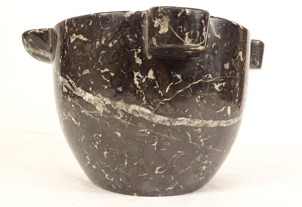 Apothecary Mortar With Ears In Black Veined Marble, 19th Century-photo-3