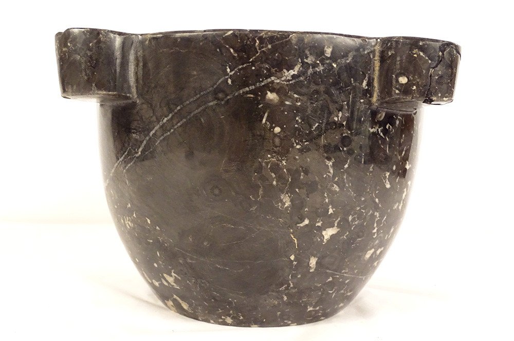 Apothecary Mortar With Ears In Black Veined Marble, 19th Century-photo-5