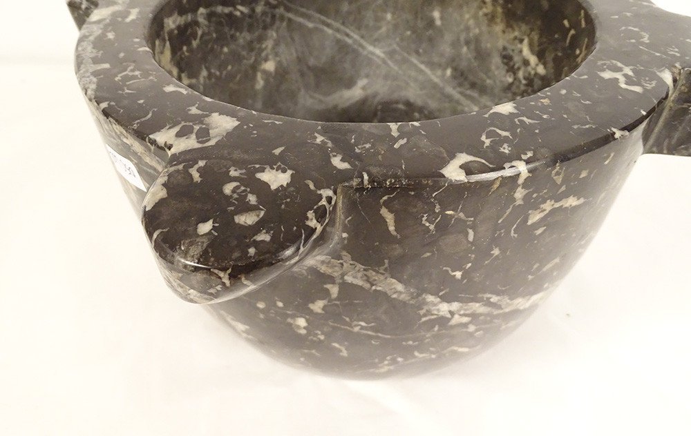 Apothecary Mortar With Ears In Black Veined Marble, 19th Century-photo-8