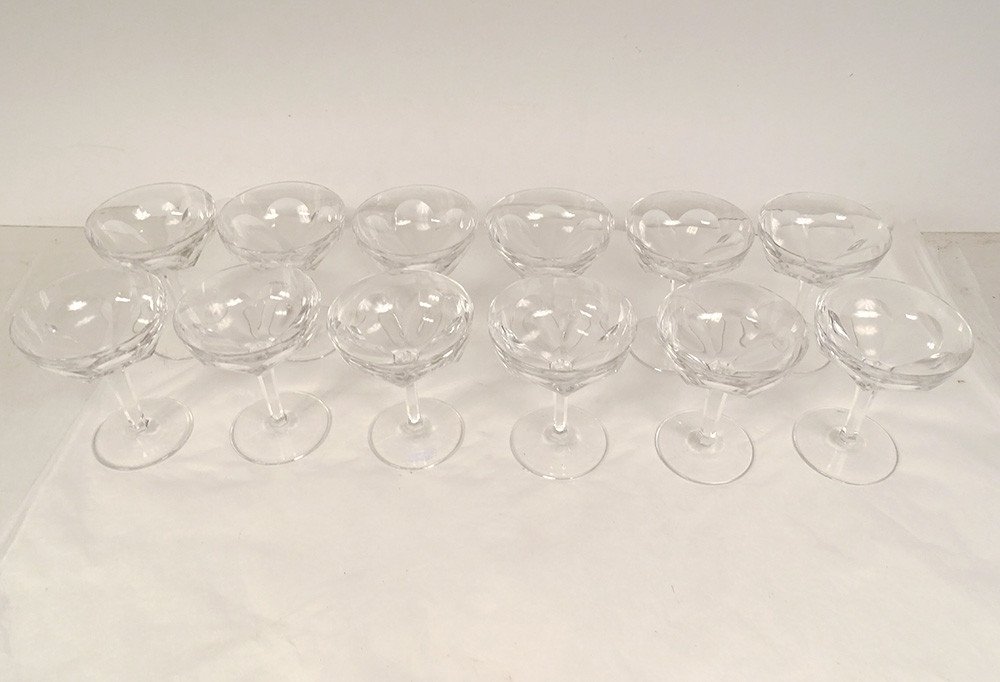 12 Saint-louis Cut Crystal Champagne Glasses Bristol Model 20th Century-photo-2