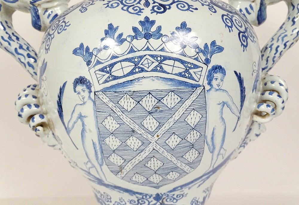 Vase Pot Couvert Faïence Style Delft Armoiries Blason Camaïeu Bleu XIXème-photo-2