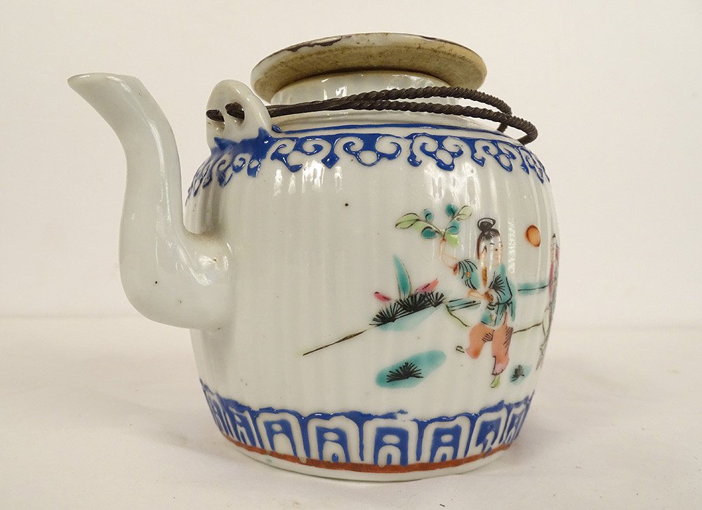 Chinese Porcelain Teapot Mandarin Characters Servants Tongzhi 19th Century-photo-3