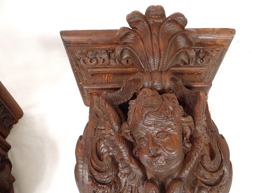 Pair Of Wall Consoles In Carved Wood With Cherub Heads And Putti And Foliage From The 19th Century-photo-1