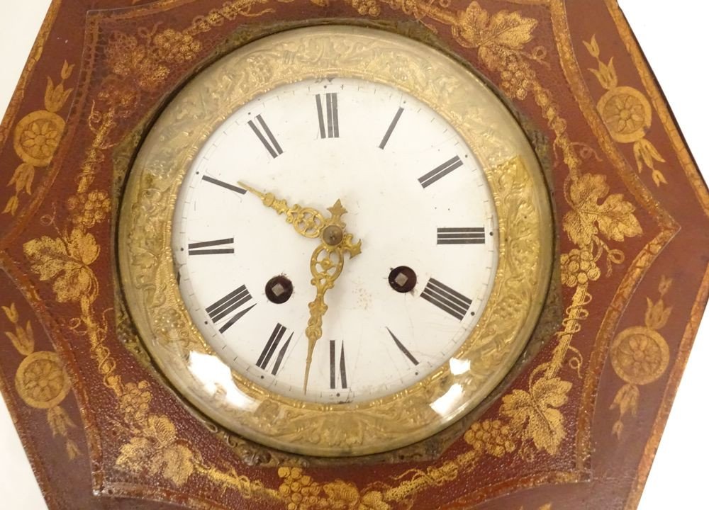 Charles X Clock, Octagonal Bull's Eye, Painted Sheet Metal, Gilding, Vine, 19th Century-photo-2