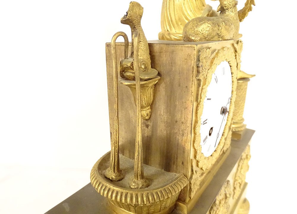 Empire Clock Gilt Bronze Young Woman Shepherdess Fountain Dolphin Flowers 19th Century-photo-3