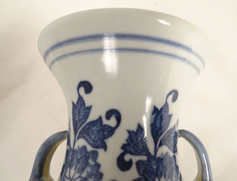 Pair Of Chinese Porcelain Baluster Vases White Blue Peonies Chenghua 20th Century-photo-7