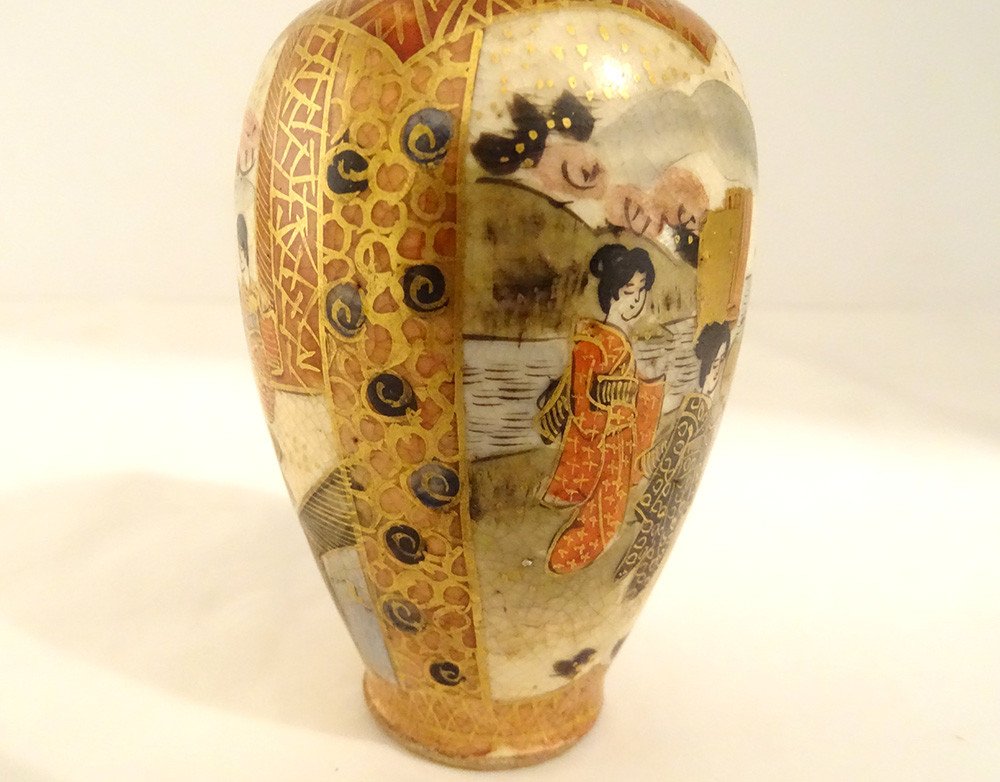 Petit Vase Porcelaine Satsuma Japon Personnages Geishas Signé XIXè Siècle-photo-1