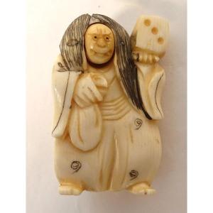 Netsuke Katabori Witch Swivel Head Ivory Japan Signed Gyokuzan 19th Century