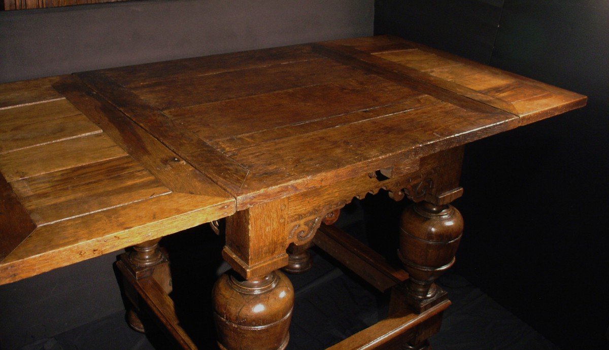 Louis XIII Table Flanders-photo-3