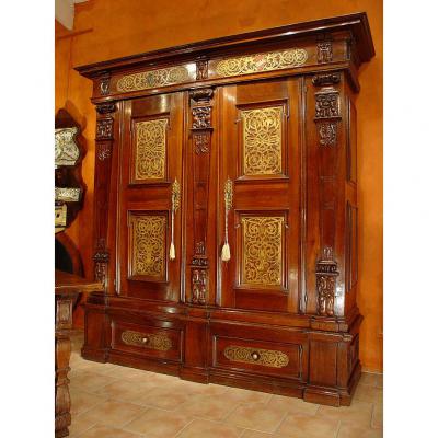 Rare  Early 17th German Armoire