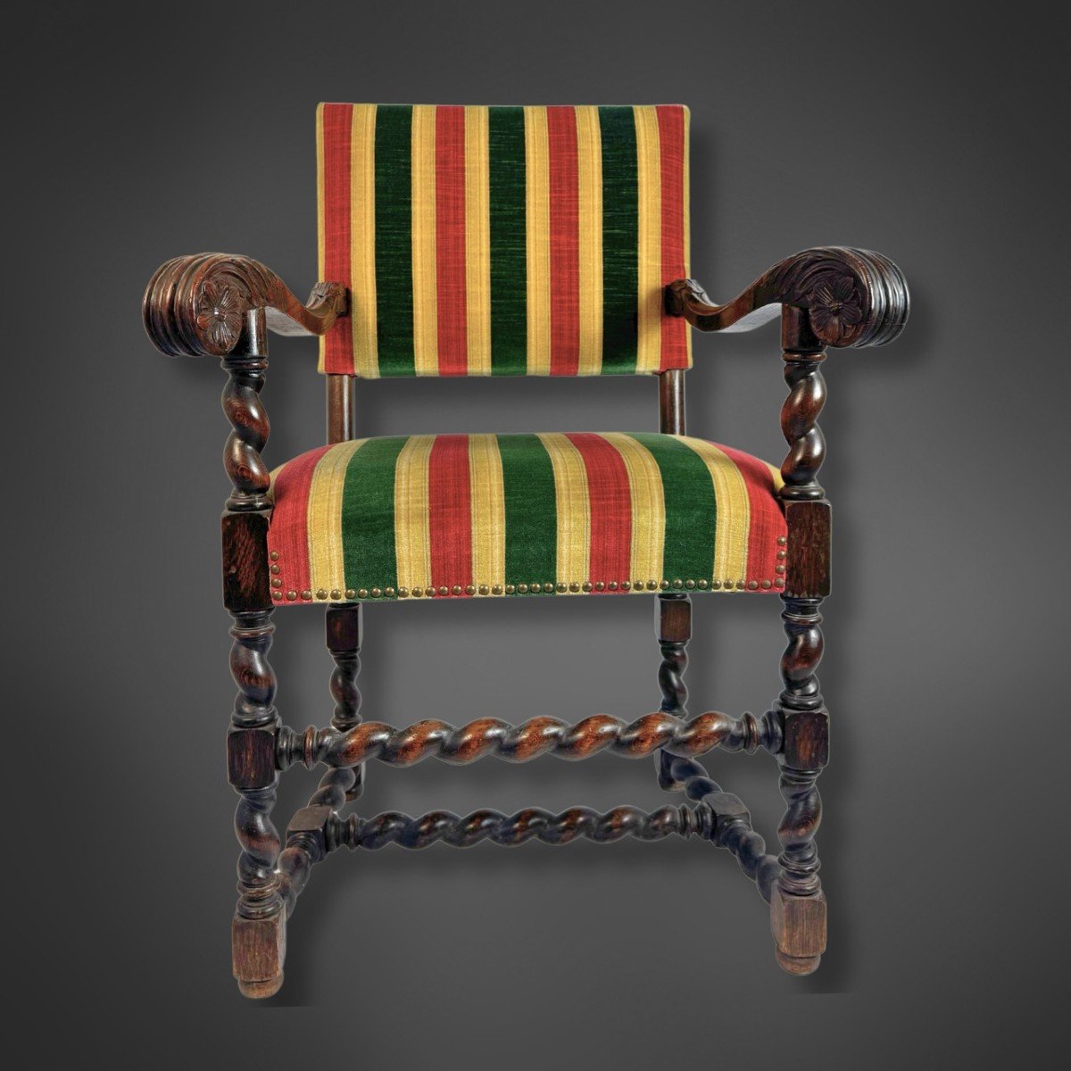 Fauteuil Insolite De Style Wilhelminien – Vers 1880, Chêne Massif, état D’origine