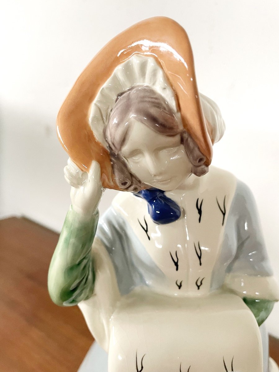 Vienna Ceramic Figurine "lady With A Sleeve"-photo-3