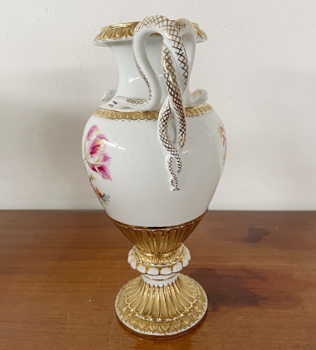 Meissen Serpent Vase -photo-3