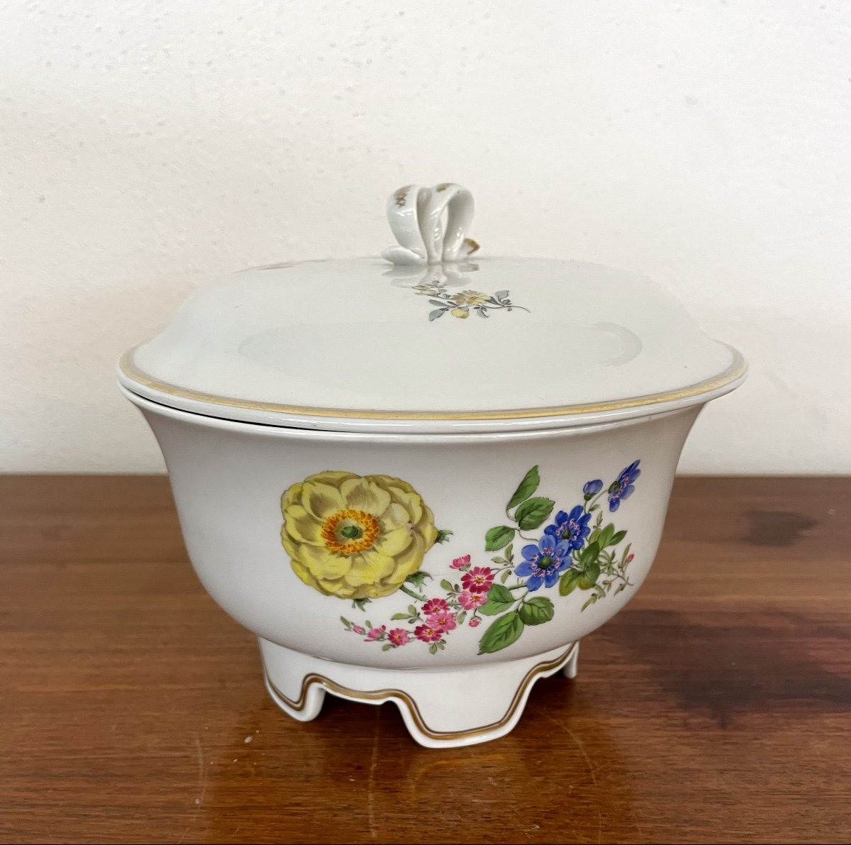 Small Meissen Terrine-photo-2