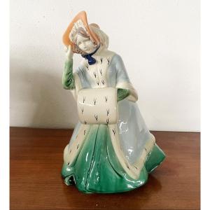 Vienna Ceramic Figurine "lady With A Sleeve"