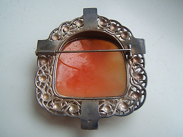 Very Beautiful Art Deco Brooch On Silver Shell. Paris, Circa 1920-photo-1