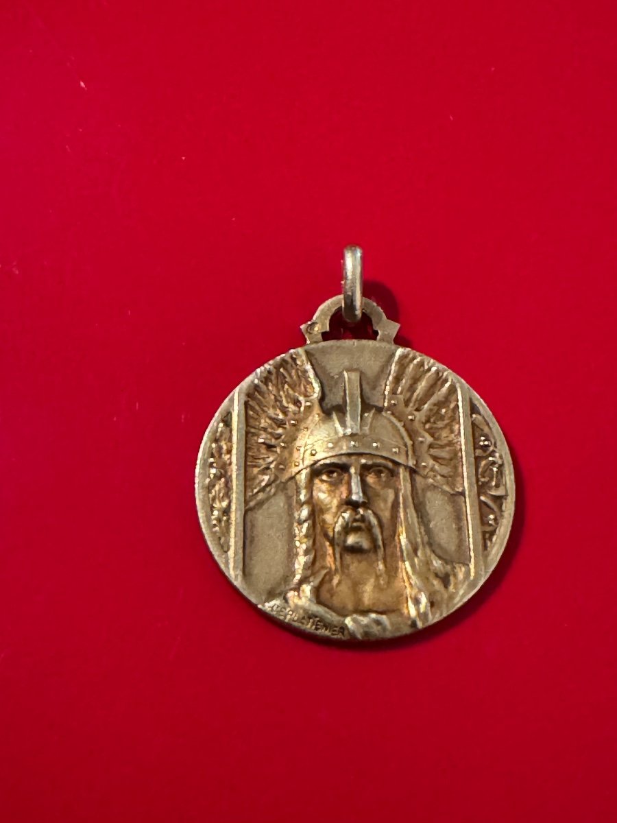 Art Deco Period Medal Pendant 18 Carat Gold Decorated Gaulish Head (olympic) 9 Grams -photo-4