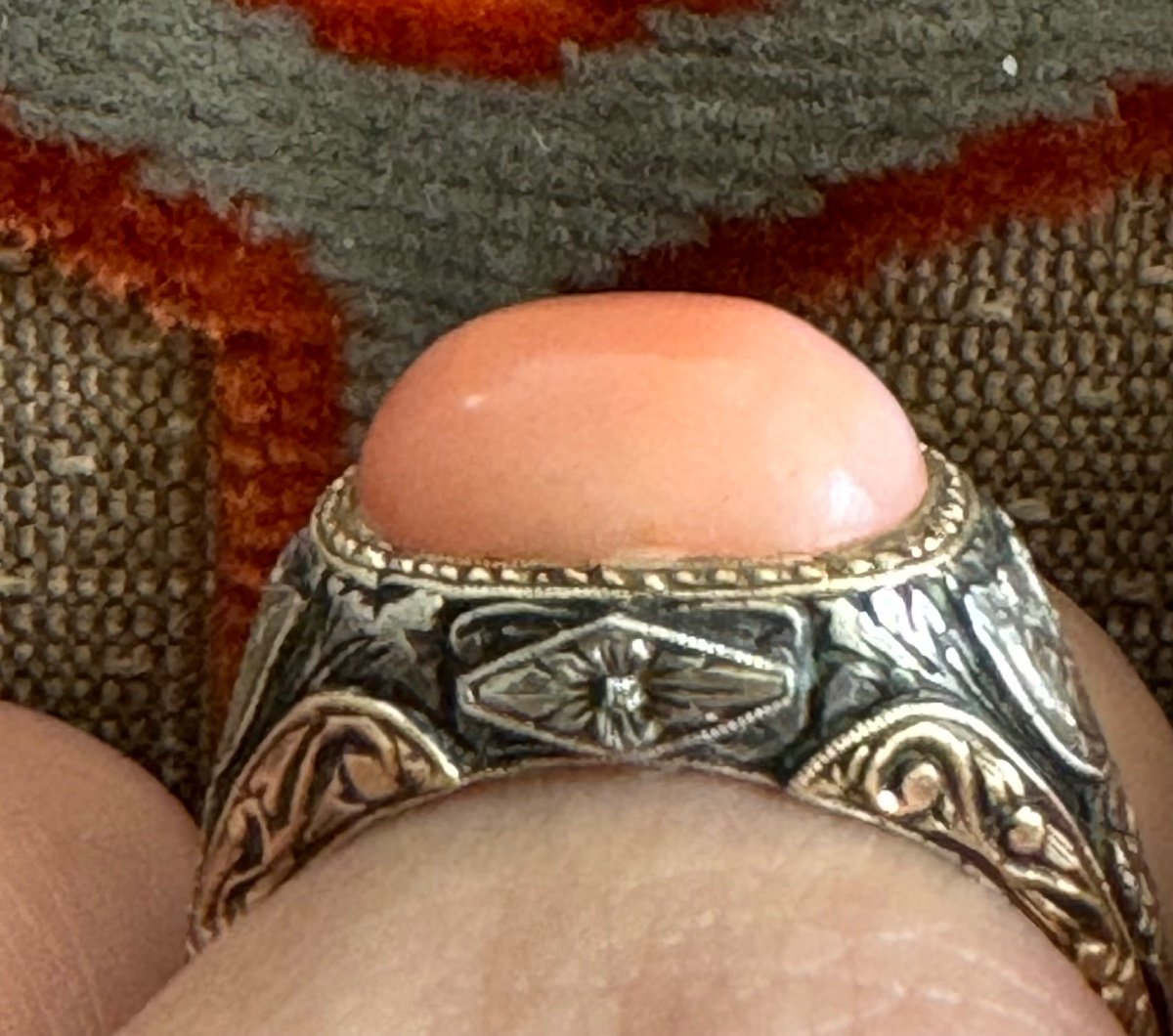 Rare Ravissante Bague Unisexe  Or ( Jaune Et Blanc)  Cabochon Corail Peau d'Ange Taille 62 -photo-1