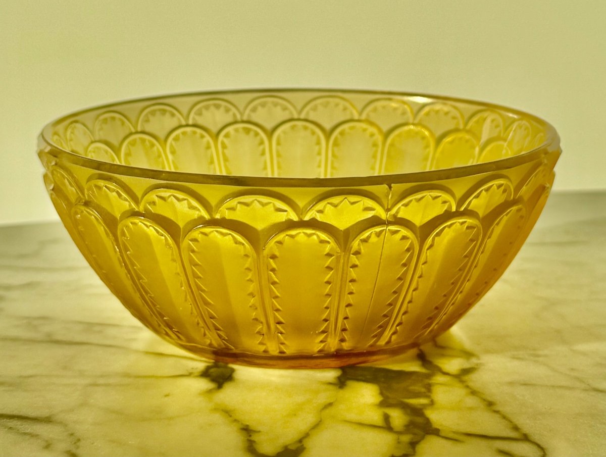 René Lalique Empty Pockets Bowl Jaffa Model Rare Color Diam: 13cm Very Good Condition Art Deco Period-photo-2