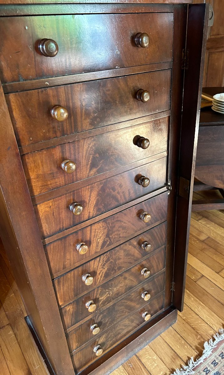 Wellington Mahogany Secretary Chest-photo-4