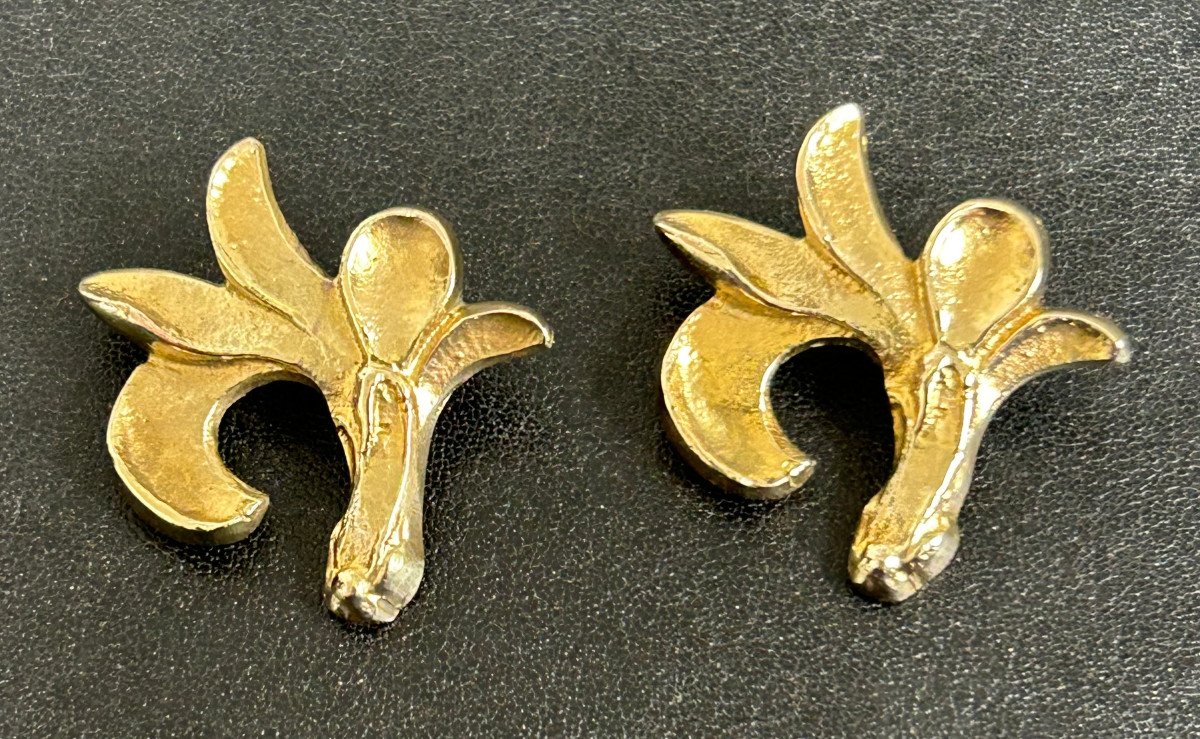 Pair Of Line Vautrin Clip-on Earrings