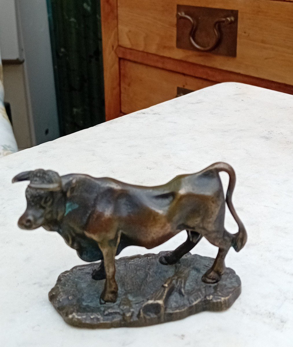 Petit Bronze Animalier "taureau"