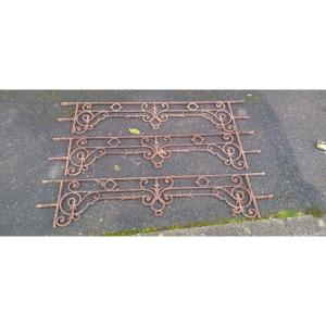 Set Of 3 Cast Iron Guardrails