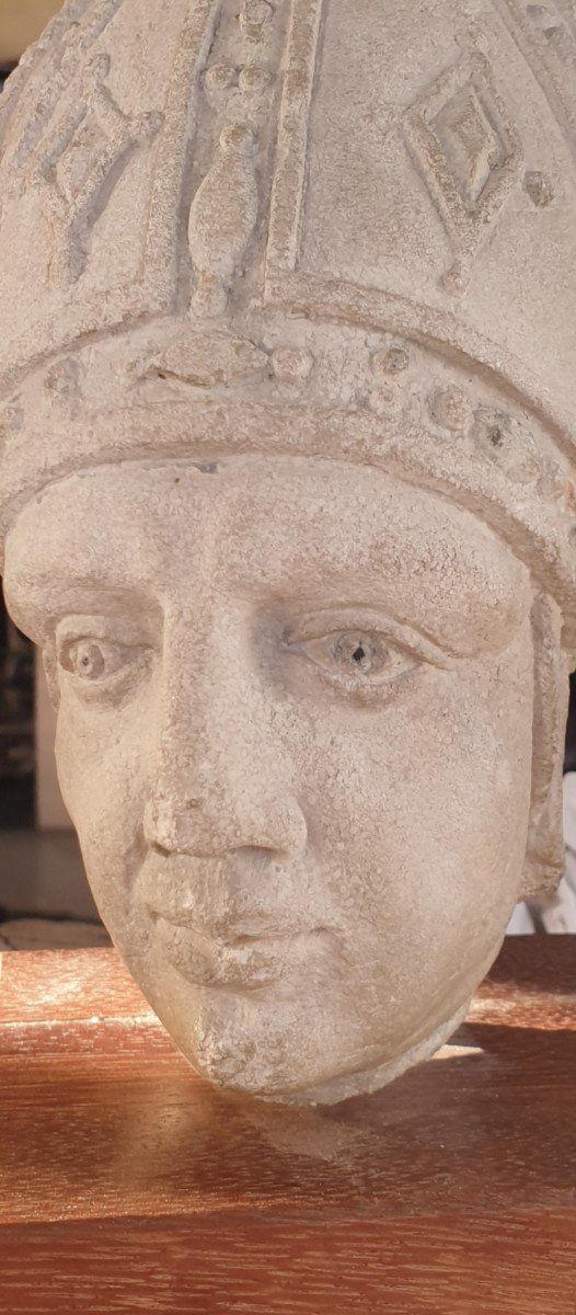 Stone Head Of A Juvenile Bishop 15th Century-photo-2