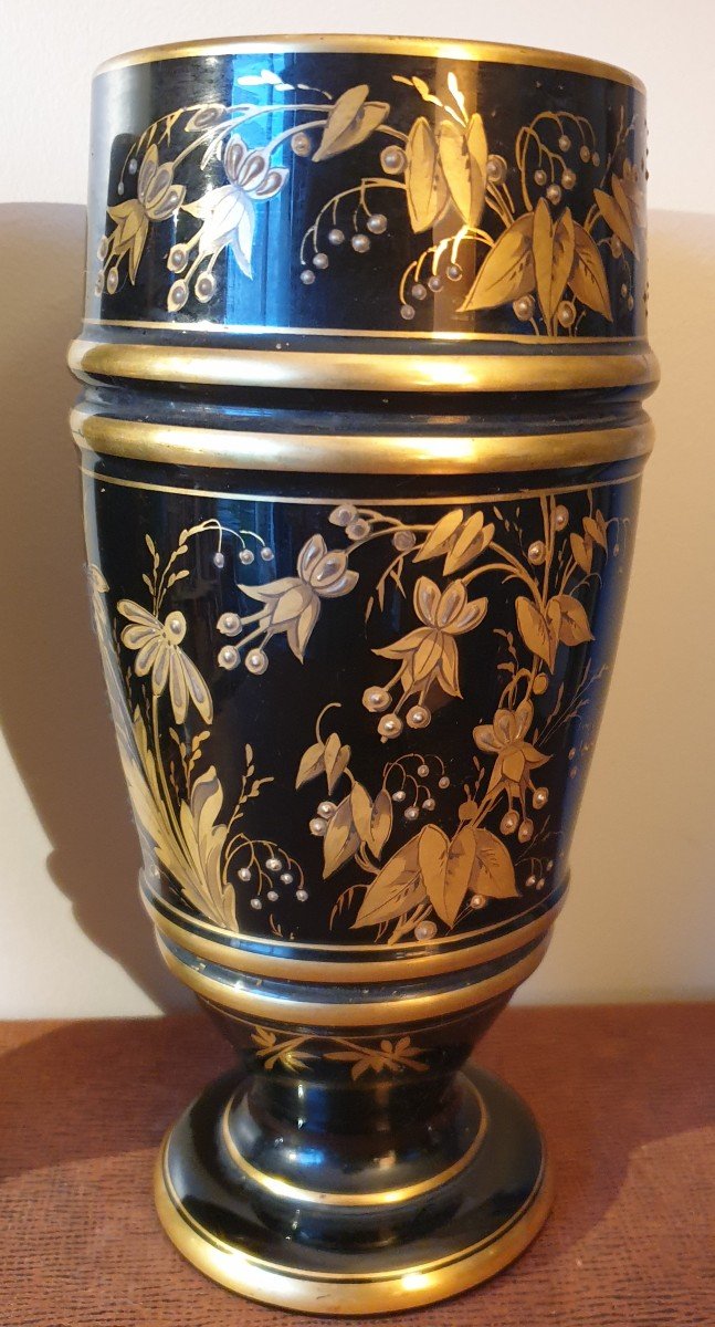Paire De Vases Opaline Noir ,décors De Fleurs à l'Or Napoléon III-photo-2