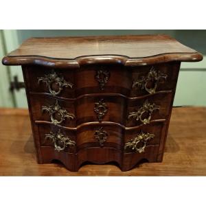 Rare Chest Of Drawers In Veneered Wood. Strasbourg Or Rhine Valley.