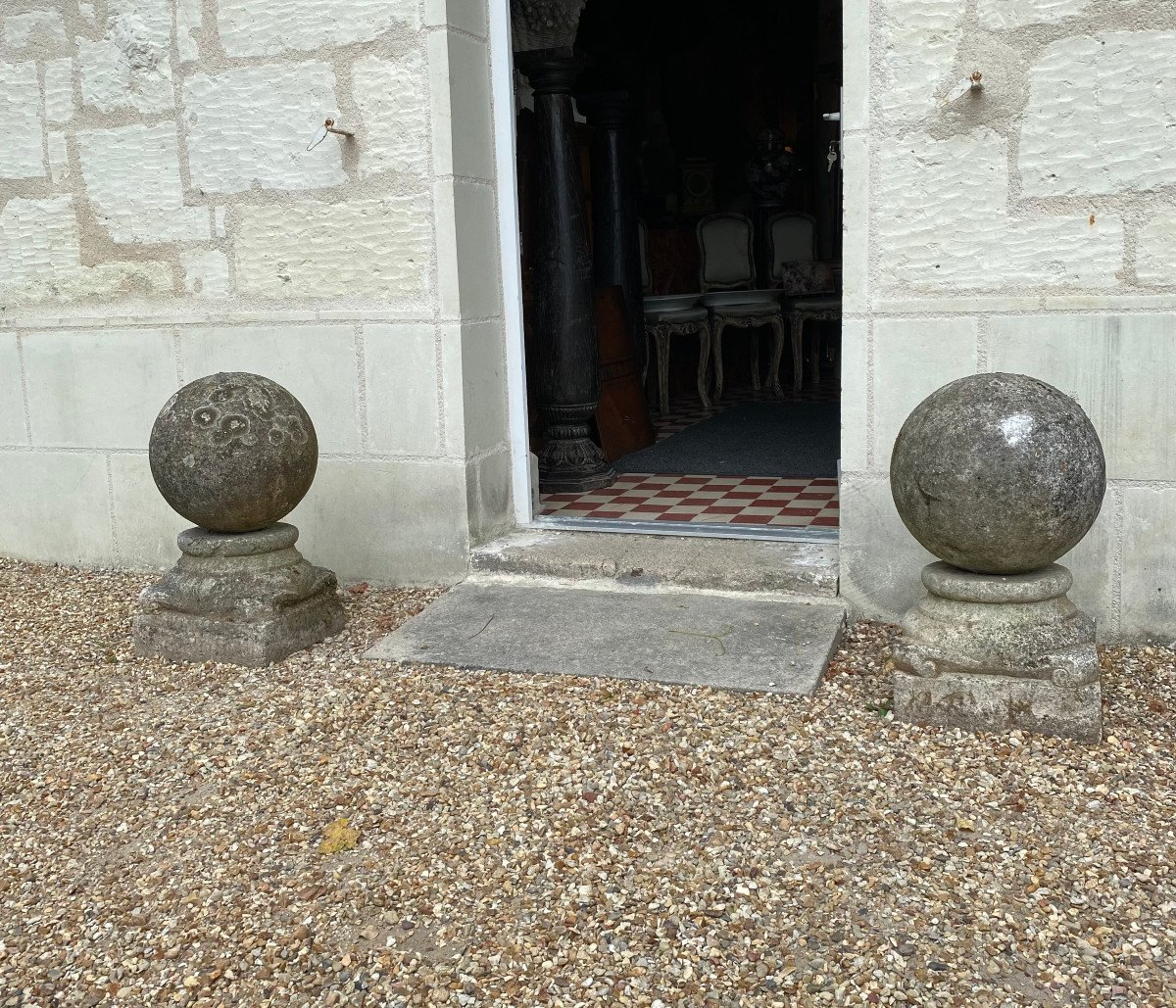 Paire De Boules En Pierre Sur Piédouche-photo-3