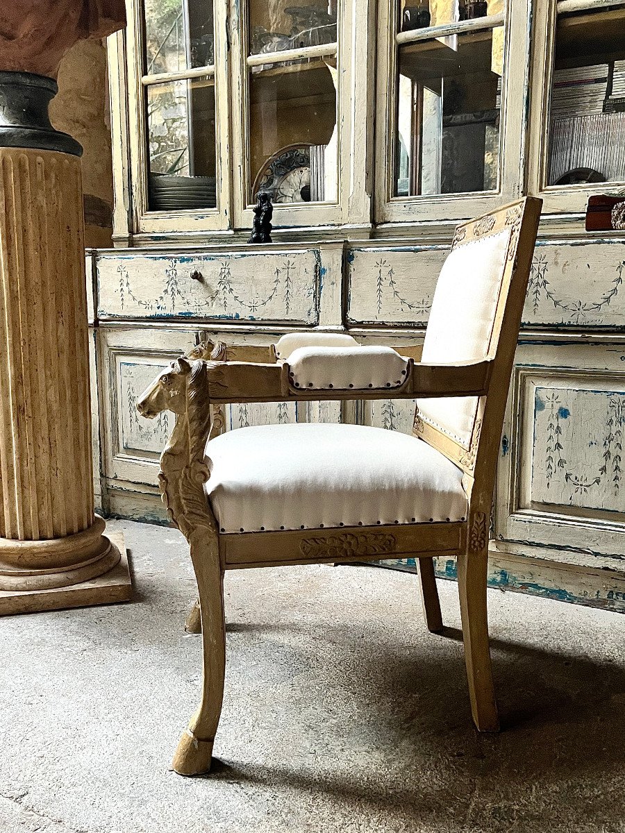 Empire Style Painted Wooden Armchair Decorated With Horse Heads. 20th Century. -photo-4