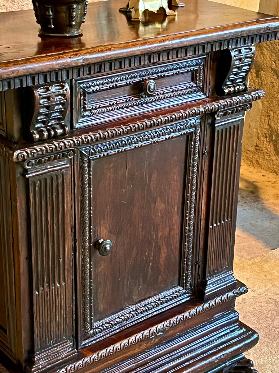 Oratory, Italy, 17th Century. Small Piece Of Furniture With One Door -photo-2