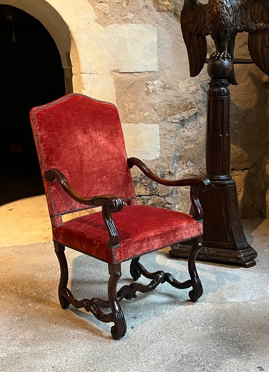 Grand Fauteuil époque Louis XIV . Noyer 