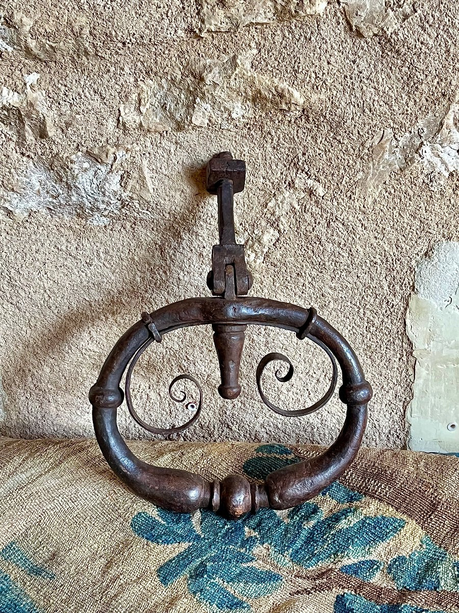 Large Wrought Iron Door Knocker. Late 17th Century, Early 18th Century.-photo-2