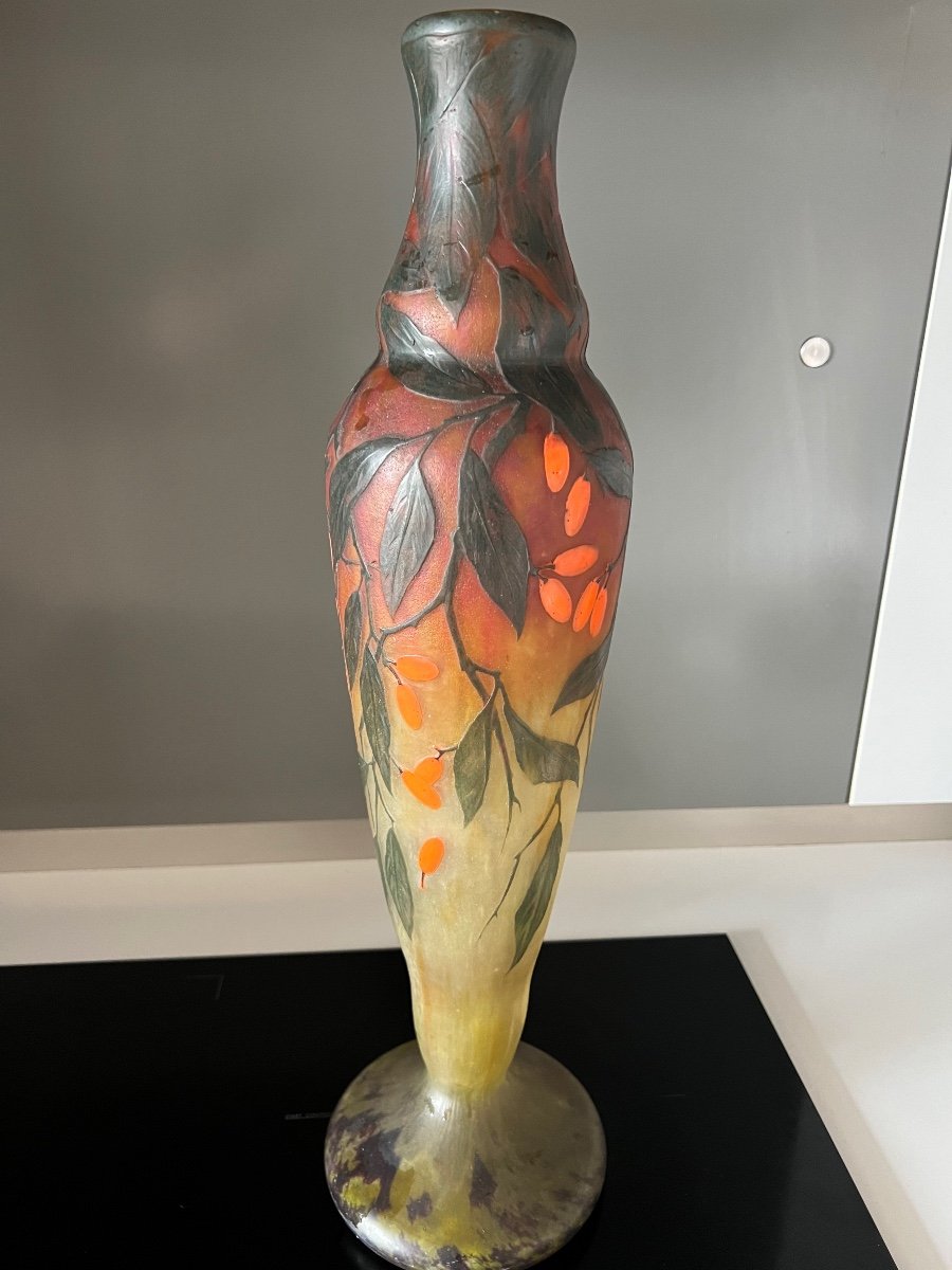 Grand Vase Daum Aux Baies De Cornouiller H. 51 Cm