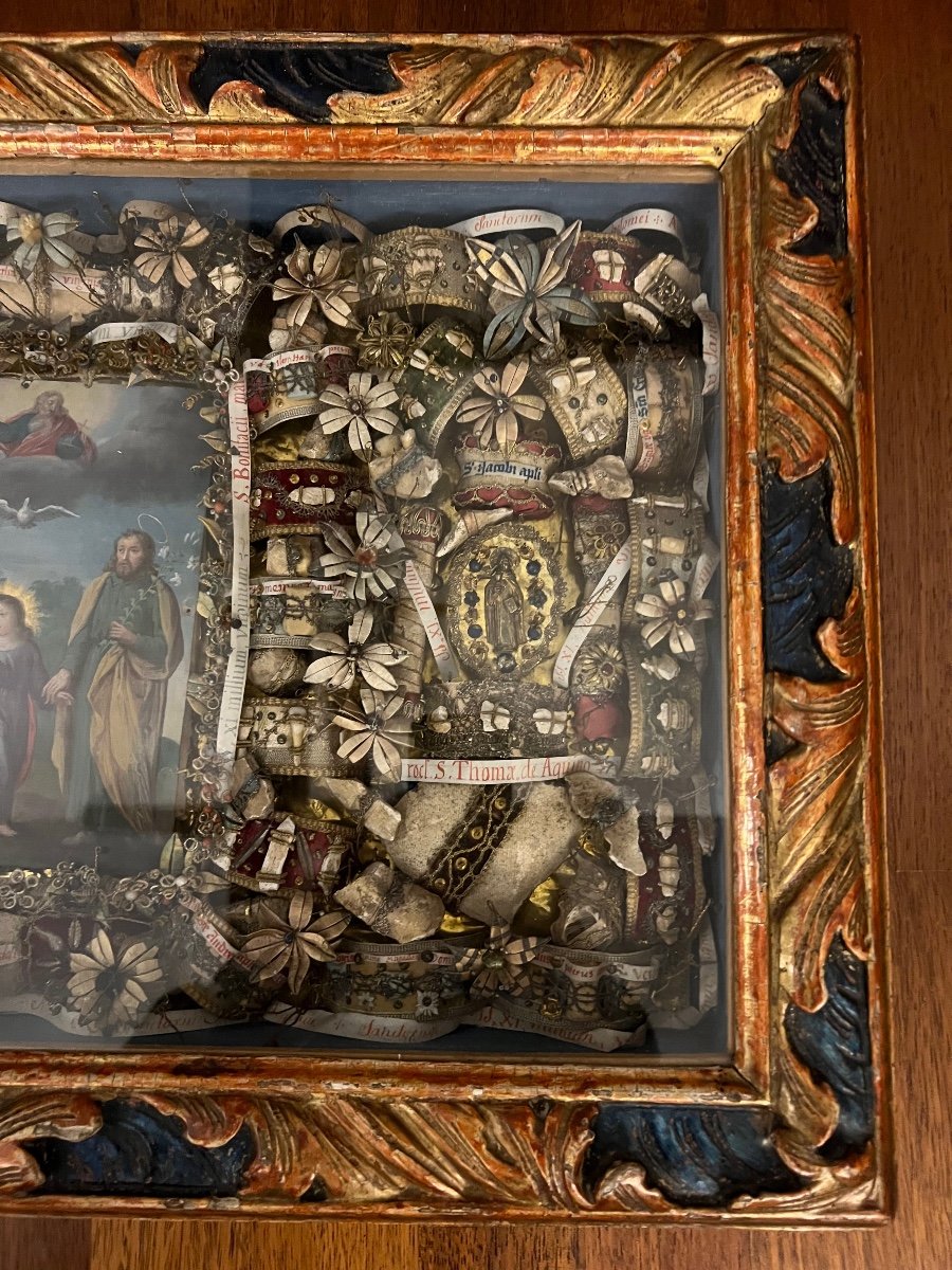 Relic Board Dated 1628 Including One Hundred Relics And Silver Medallions-photo-2