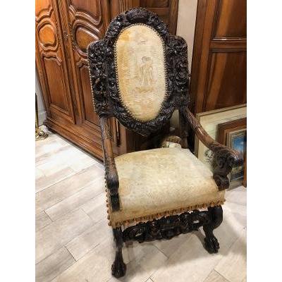 Fauteuil époque XVII Noyer Richement Sculpté Dossier Couronne Comtale