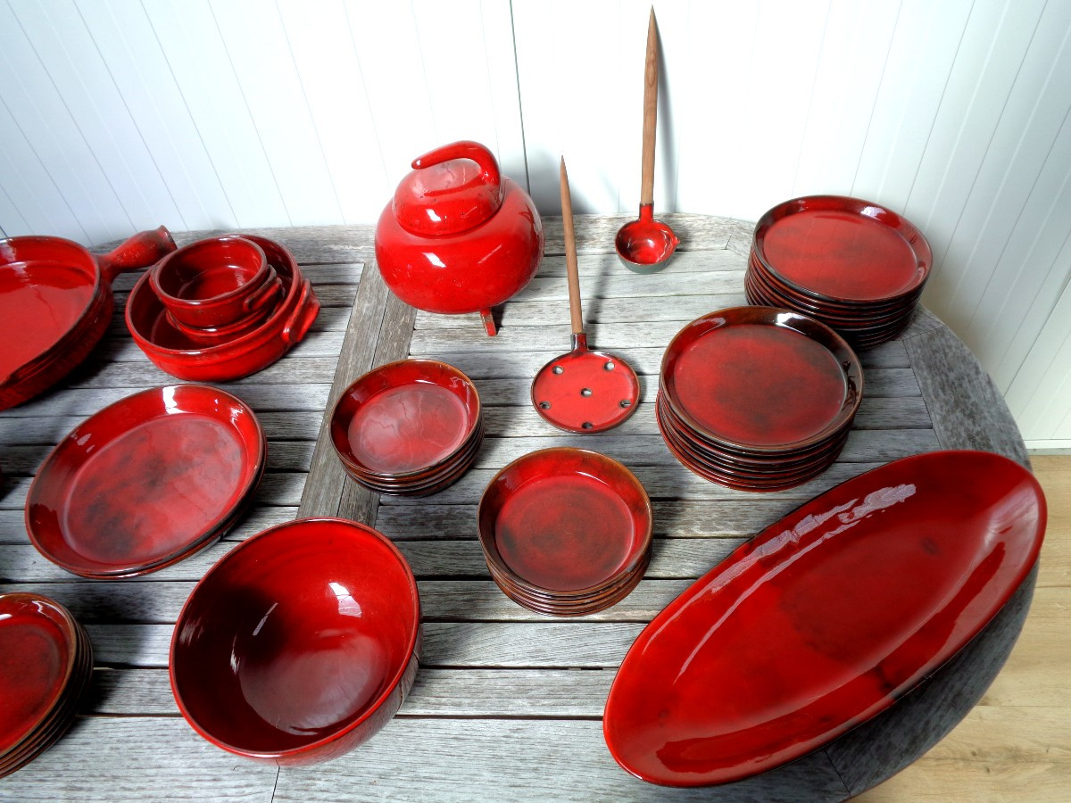 Manganese Red Ceramic Dinner Service By Gérard Hoffman-photo-3